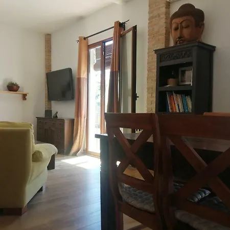 Apartamento Luminoso, Tranquilo Y Centrico Apartment *